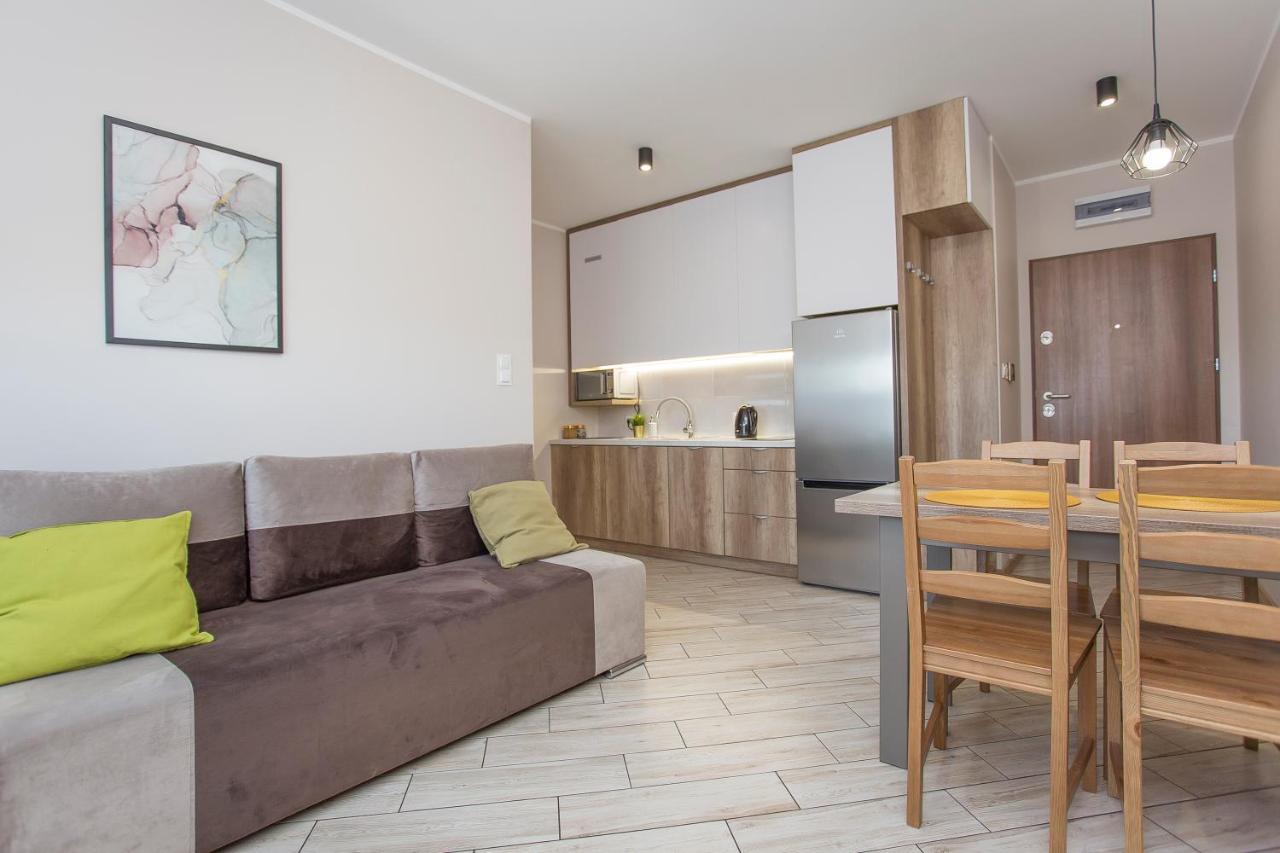 Urban Jungle - Lara Apartment Białystok Exteriör bild